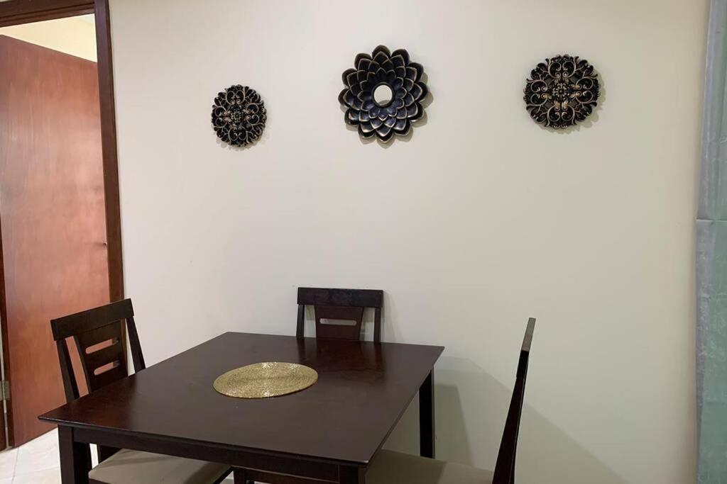 شقة Cozy 2Bhk Near To Dmcc Metro Station -505 دبي المظهر الخارجي الصورة