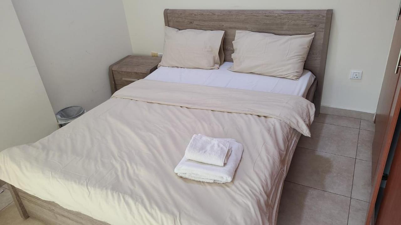 شقة Cozy 2Bhk Near To Dmcc Metro Station -505 دبي المظهر الخارجي الصورة