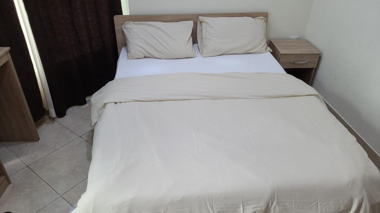 شقة Cozy 2Bhk Near To Dmcc Metro Station -505 دبي المظهر الخارجي الصورة