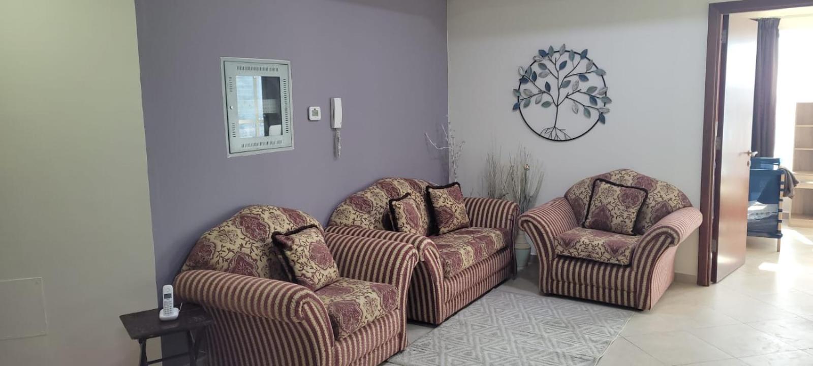 شقة Cozy 2Bhk Near To Dmcc Metro Station -505 دبي المظهر الخارجي الصورة