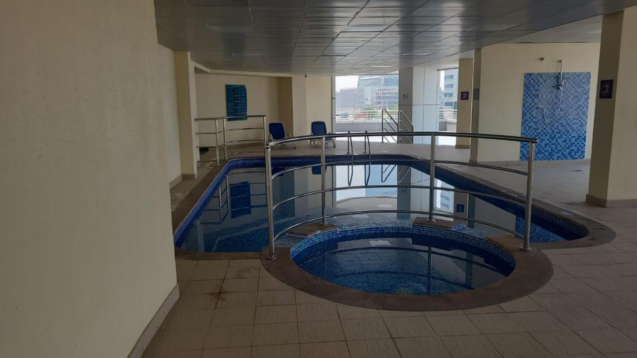 شقة Cozy 2Bhk Near To Dmcc Metro Station -505 دبي المظهر الخارجي الصورة